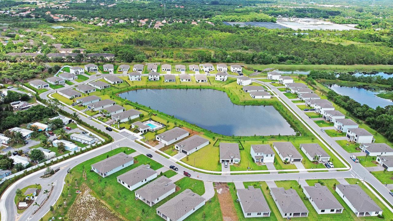 5929 SE Skyblue Circle, Stuart, Florida 34997