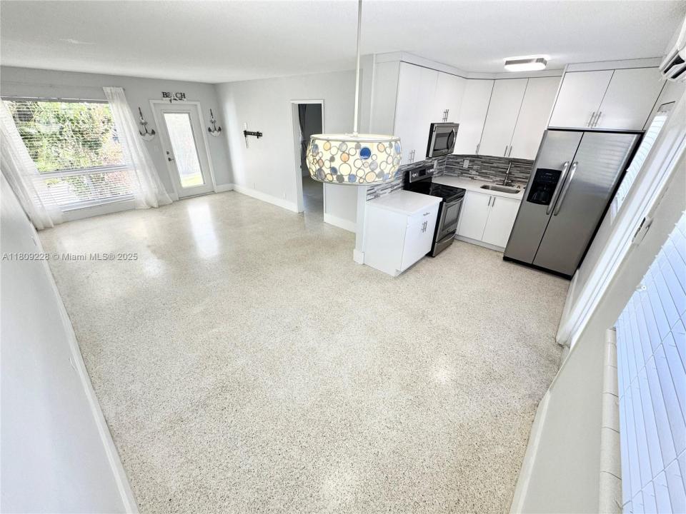 1601 SE 15th St 1B, Fort Lauderdale, Florida 33316