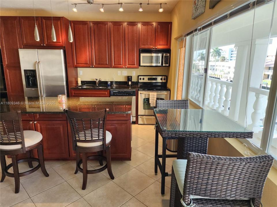 2881 NE 32nd St 320, Fort Lauderdale, Флорида 33306, Соединенные Штаты