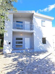 5266 NW 24th Ave A, Miami, Florida 33142, USA