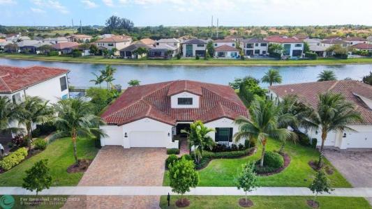 8212 Grand Prix Ln, Palm Meadows Estates, Boynton Beach, Flórida 33472, Estados Unidos
