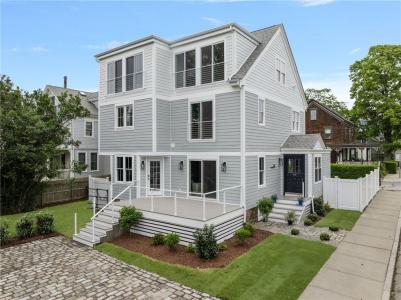 104 Second Street, Newport, RI 02840, USA
