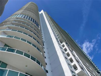 1800 N Bayshore Dr 2802, Miami, Florida 33132, USA