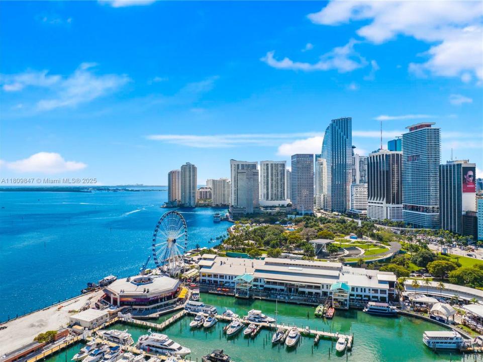 159 NE 6th St 3005, Miami, Floride 33132, États-Unis
