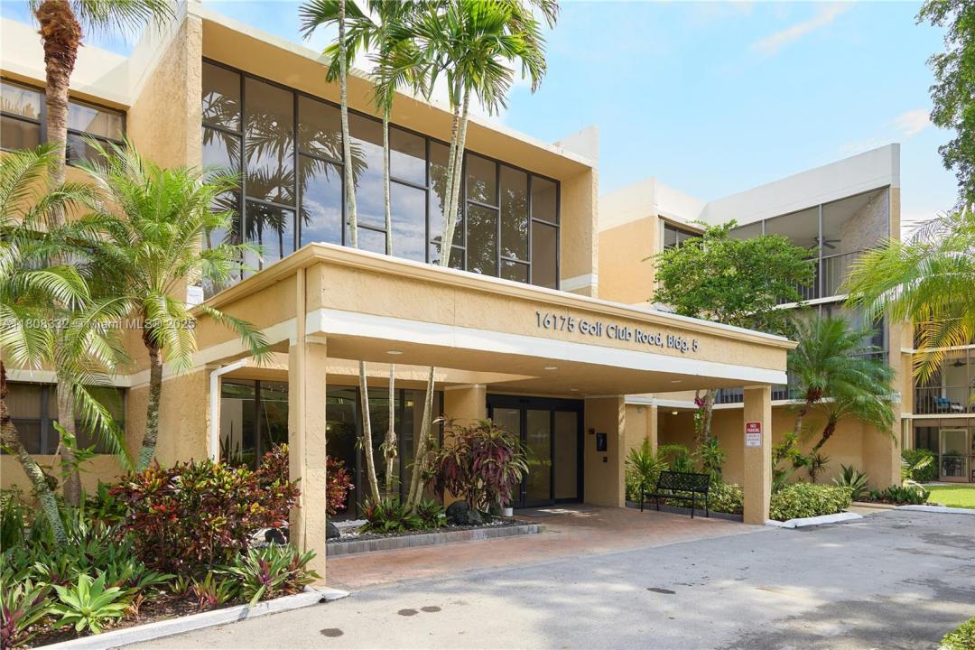 16175 Golf Club Rd 308, Weston, Flórida 33326, Estados Unidos