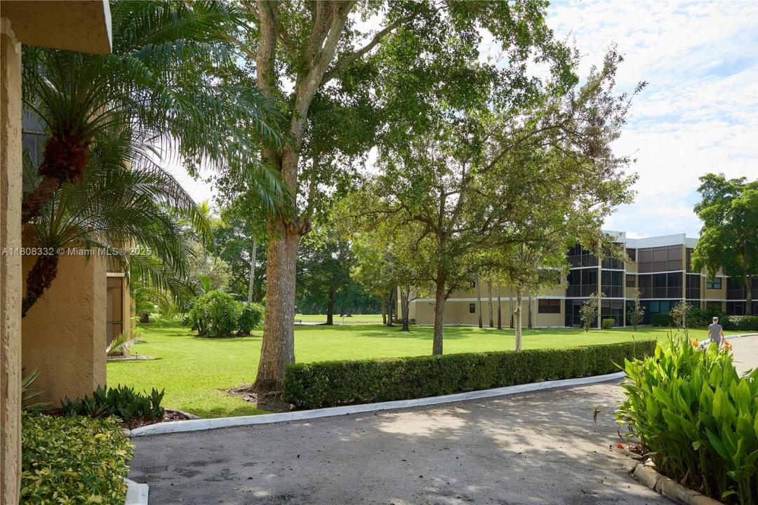 16175 Golf Club Rd 308, Weston, Flórida 33326, Estados Unidos