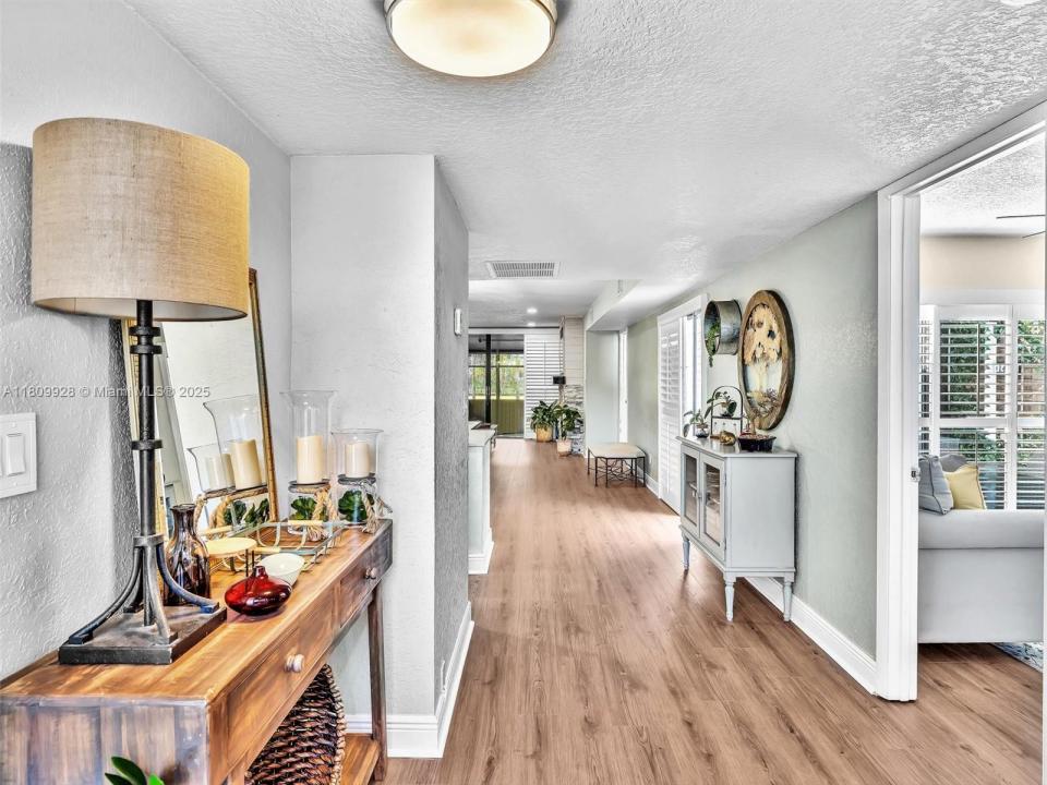 1489 Fairway Rd, Pembroke Pines, Флорида 33026, Соединенные Штаты