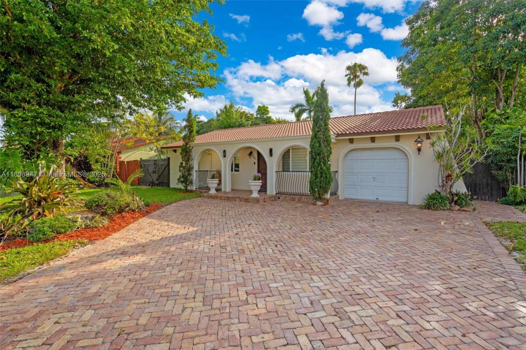 641 SW 50th Ave, Margate, Florida 33068