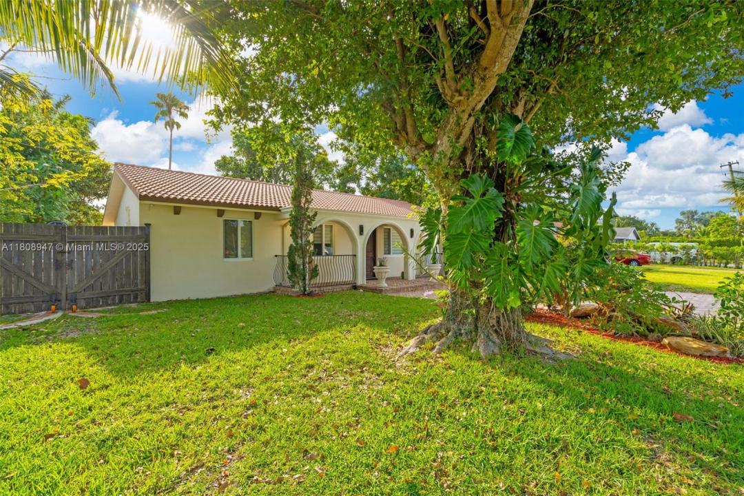 641 SW 50th Ave, Margate, Florida 33068