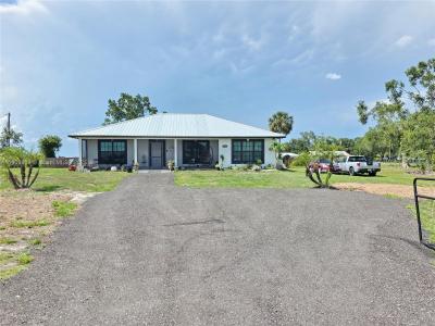 7935 NW 90th Court, Okeechobee, Florida 34972, USA