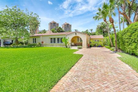 2224 Segovia Circle, Coral Gables, Florida 33134, USA