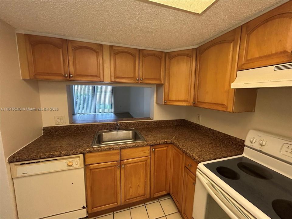 5200 NW 31st Ave 2, Fort Lauderdale, פלורידה 33309, ארצות הברית של אמריקה 