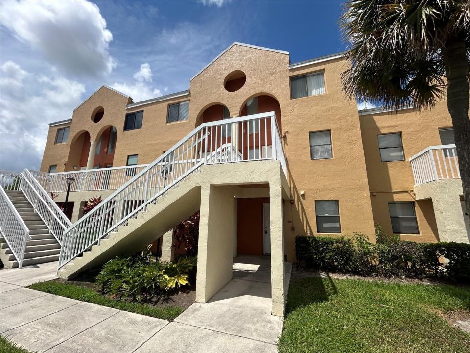 5200 NW 31st Ave 2, Fort Lauderdale, פלורידה 33309, ארצות הברית של אמריקה 