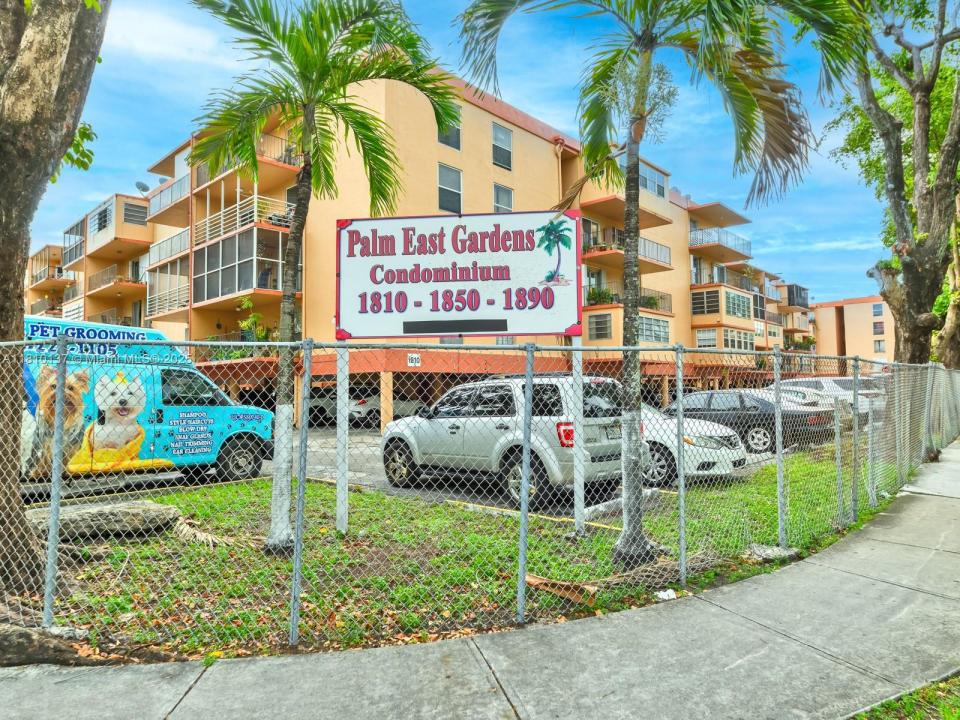 1890 W 56th St 1307, Hialeah, Flórida 33012, Estados Unidos