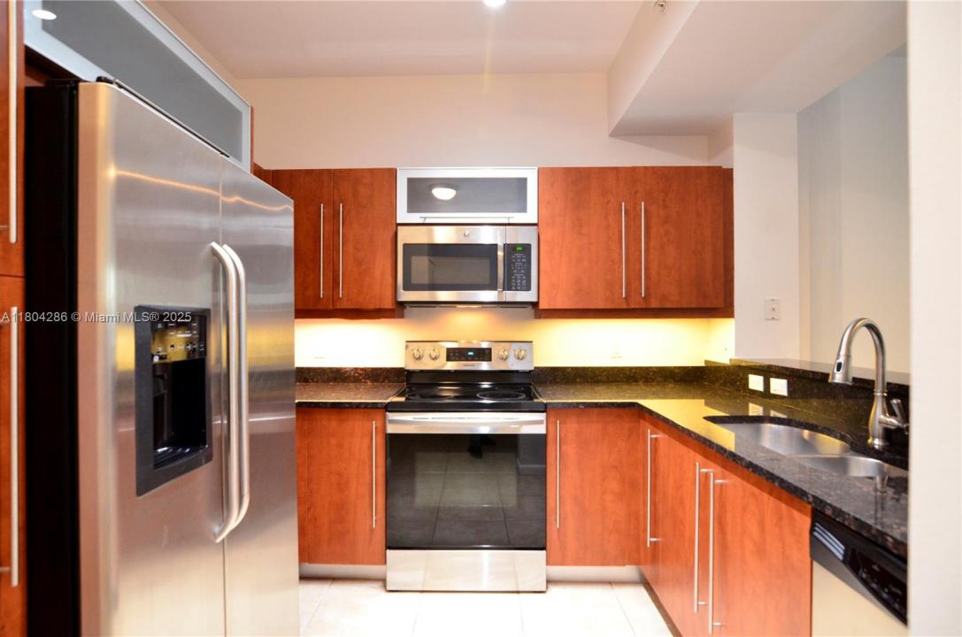 7355 SW 89th St 426N, Miami, 佛罗里达州 33156, 美国