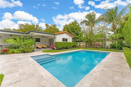 259 E Shore Dr E, Miami, Florida 33133, USA