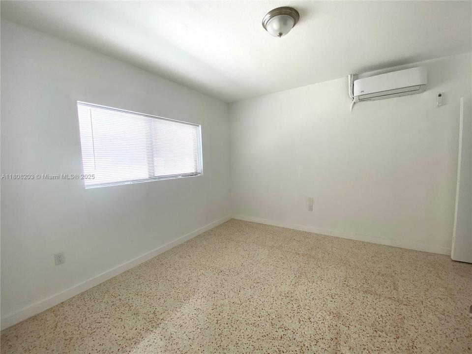 165 NE 56th St 2, Miami, فلوريدا 33137, الولايات المتحدة