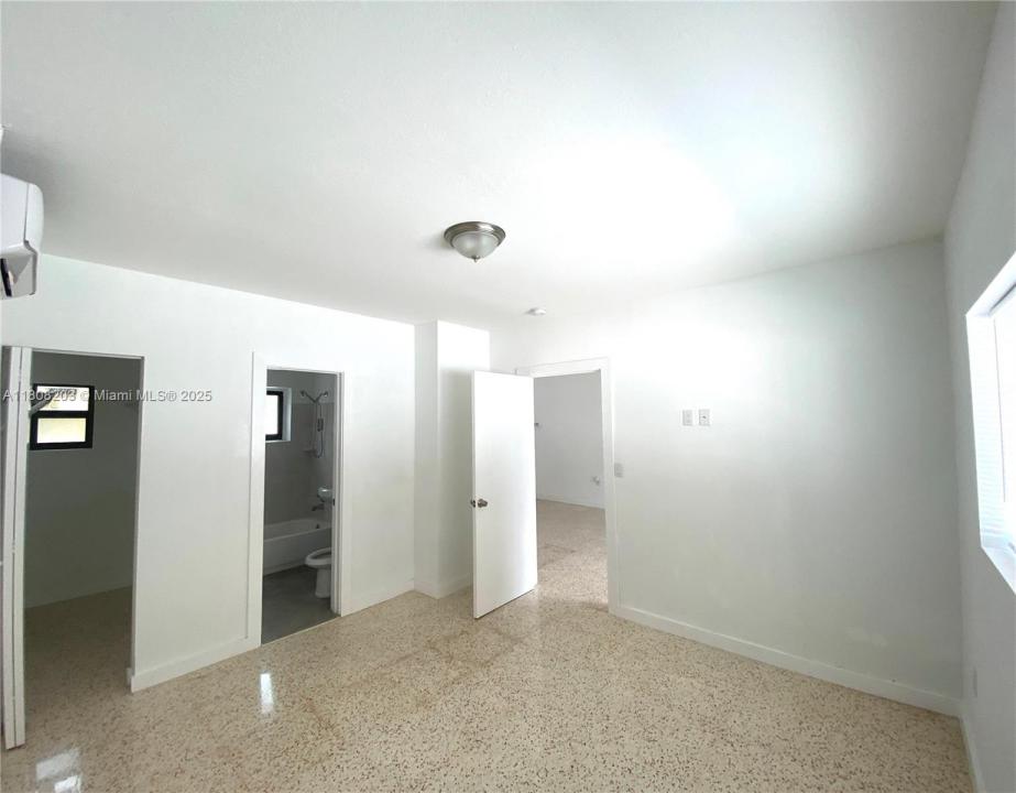 165 NE 56th St 2, Miami, فلوريدا 33137, الولايات المتحدة