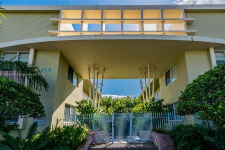 350 S Shore Dr 7, Miami Beach, Florida 33141, USA