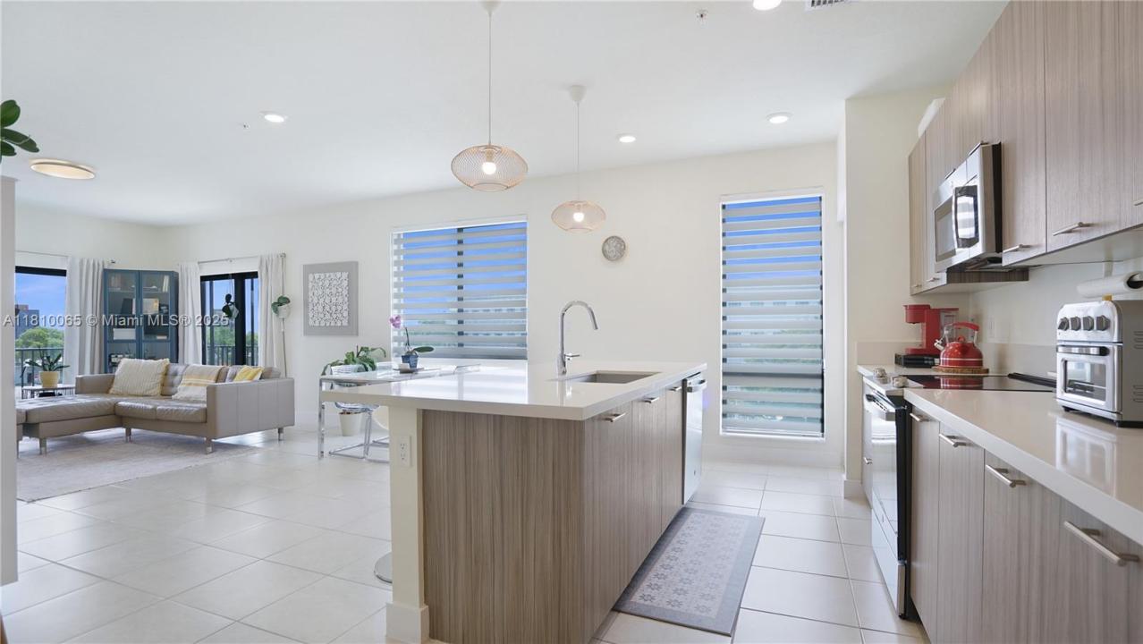 8301 NW 41st St B-404, Doral, Floride 33166, États-Unis