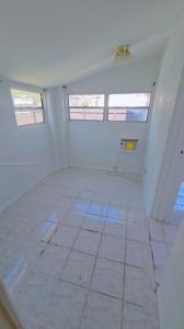 1305 NE 146th St 0, Miami, Florida 33161, USA