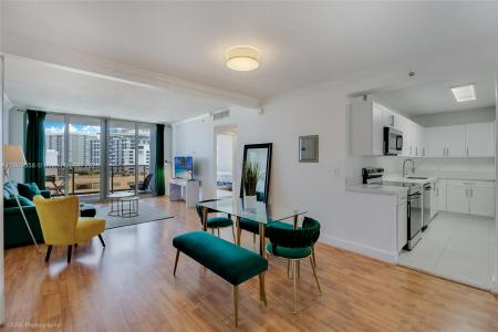 401 69th St 708, Miami Beach, Florida 33141, USA