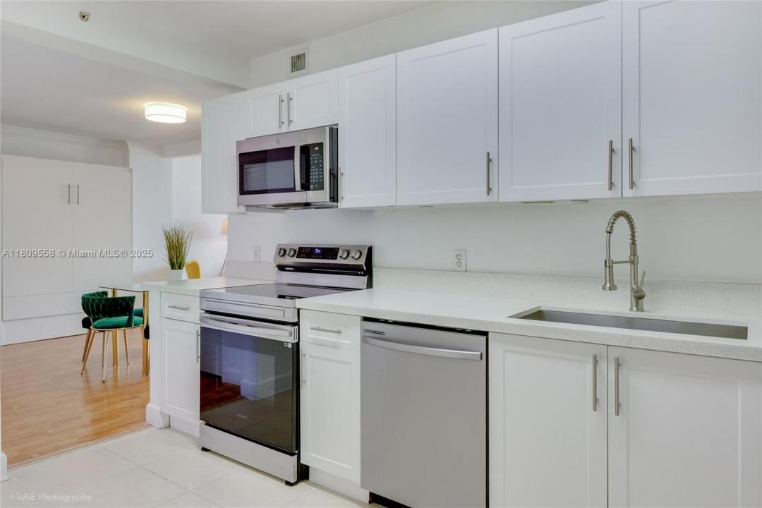 401 69th St 708, Miami Beach, 佛罗里达州 33141, 美国