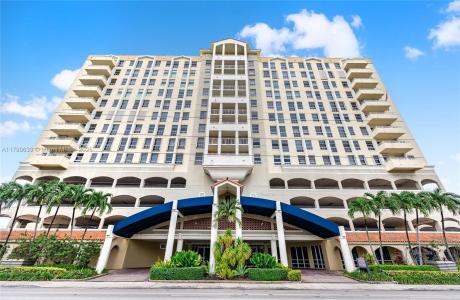 2351 Douglas Rd 607, Miami, Florida 33145, USA