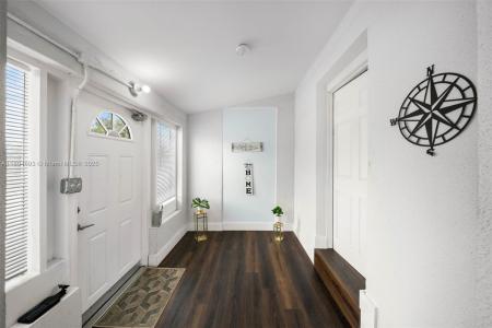 600 SW 10th St, Hallandale Beach, Florida 33009, USA