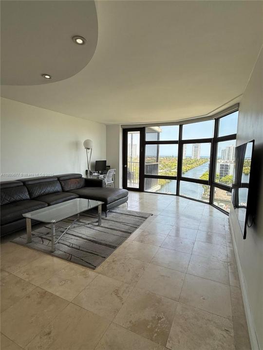 3375 N Country Club Dr 1004, Aventura, 佛罗里达州 33180, 美国