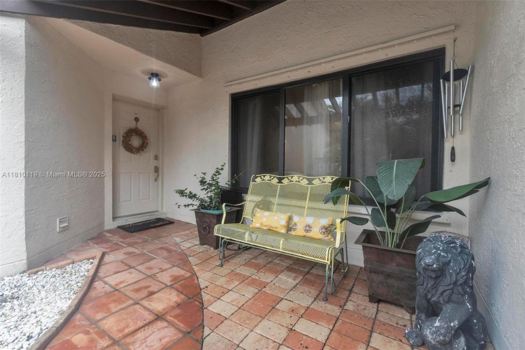 13731 SW 103rd Ter, Unincorporated Dade County, Florida 33186, USA