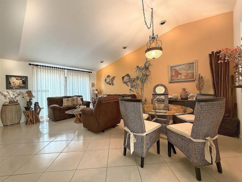 8923 SW 151st Ct, Miami, 佛罗里达州 33196, 美国