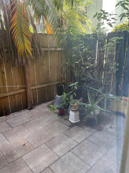 807 W Oakland Park Blvd G1, Oakland Park, Floride 33311, États-Unis