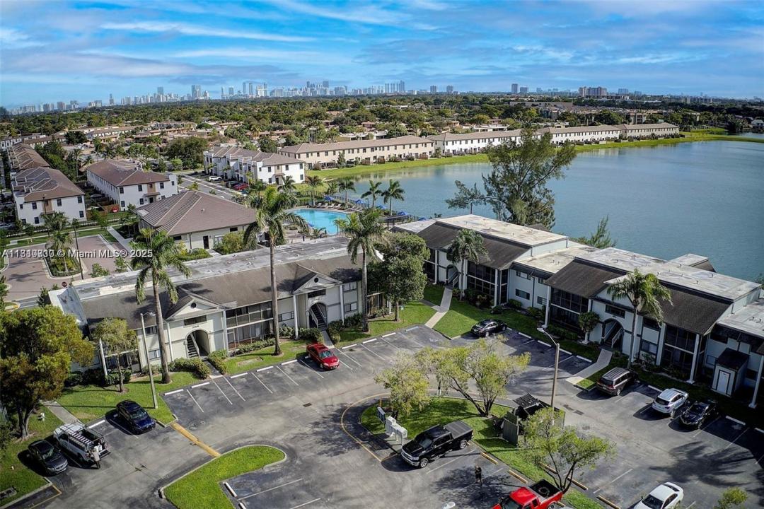 20760 NE 4th Ct 201, Miami, Флорида 33179, Соединенные Штаты