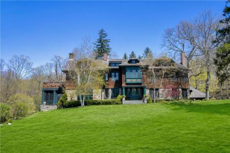 122 Circuit Road, Tuxedo, New York 10987