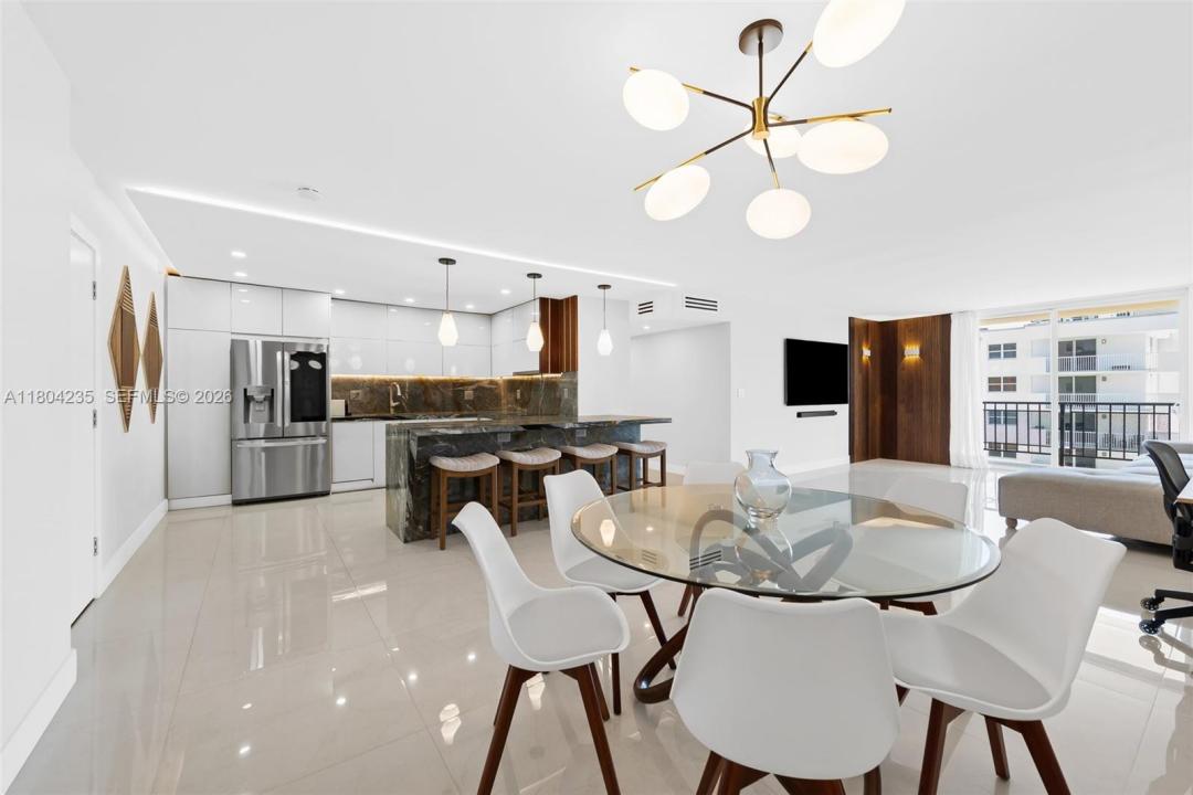 1501 S Ocean Dr 1005, Hollywood, Florida 33019, USA