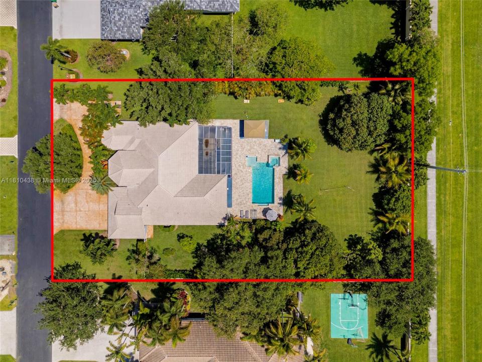 Davie, Florida 33325