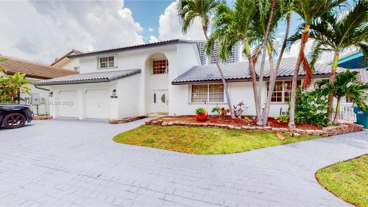 19140 N Bay Rd, Sunny Isles Beach, Florida 33160, USA