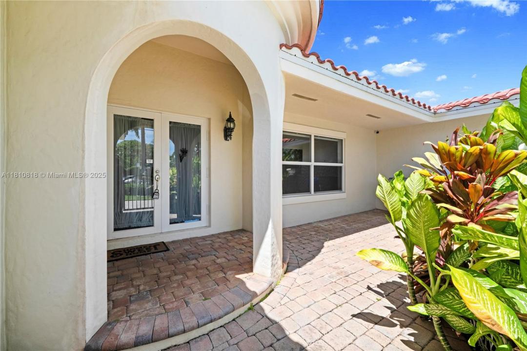 2761 NE 22nd Ct, Pompano Beach, Florida 33062