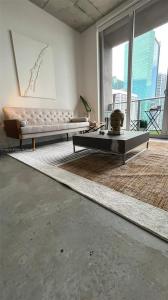 151 SE 1st St 2509, Miami, Florida 33131, USA