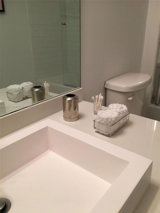 151 SE 1st St 2509, Miami, Florida 33131, Stati Uniti