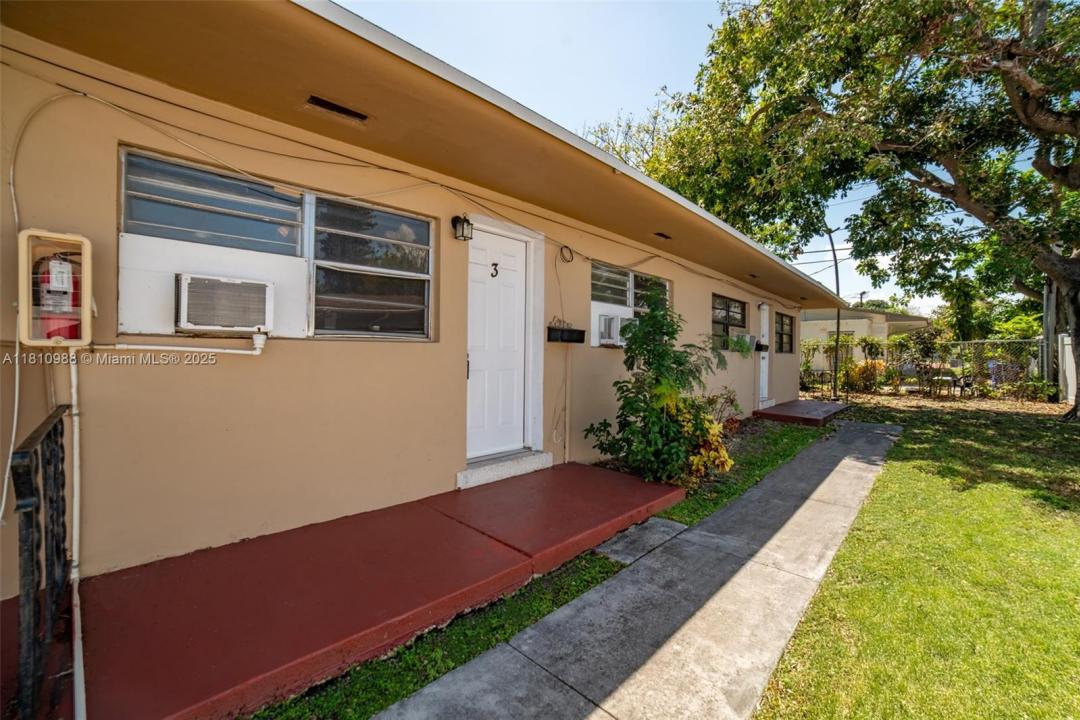 15940 NE 19th Ct 3, North Miami Beach, Floride 33162, États-Unis