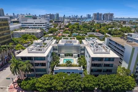 1700 Meridian Ave 304, Miami Beach, Florida 33139, USA