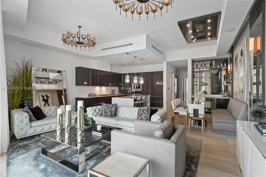 3250 NE 188th St UPH08, Aventura, Флорида 33180, Соединенные Штаты