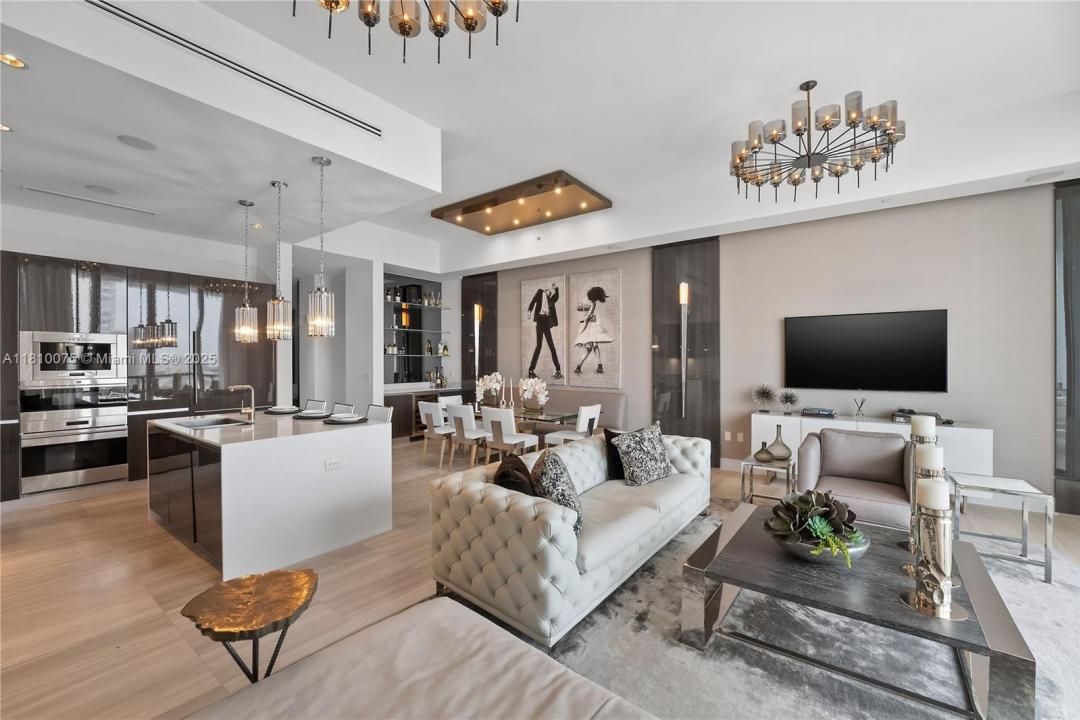 3250 NE 188th St UPH08, Aventura, Флорида 33180, Соединенные Штаты