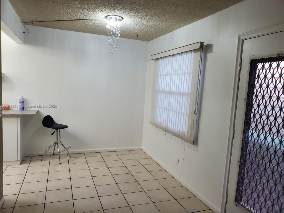 800 SW 131st Ave 113F, Pembroke Pines, Florida 33027