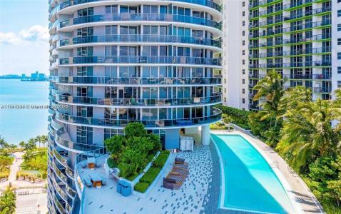 488 NE 18th St 501, Miami, Florida 33132, USA