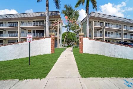 270 Layne Blvd 307, Hallandale Beach, Florida 33009, USA