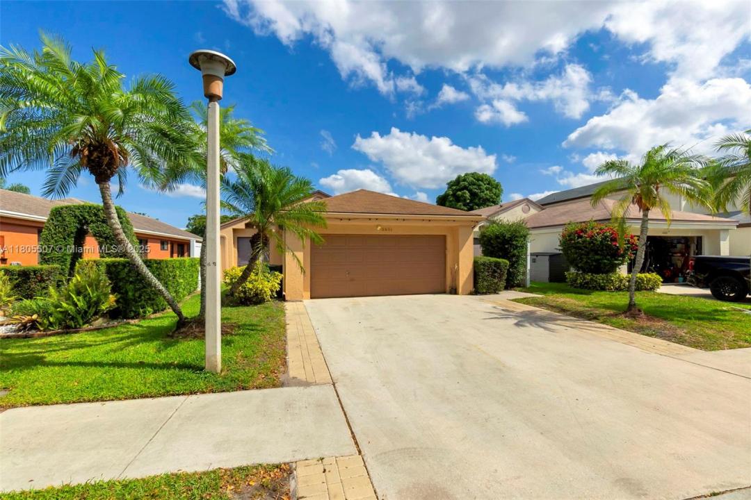 3831 NW 21st St, Coconut Creek, Florida 33066, Amerika Birleşik Devletleri