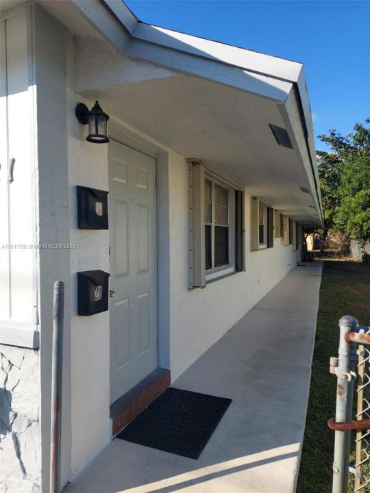 2419-2421 Johnson St, Hollywood, فلوريدا 33020, الولايات المتحدة